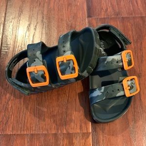Cat & Jack Toddler Ade Sandal - Size 7